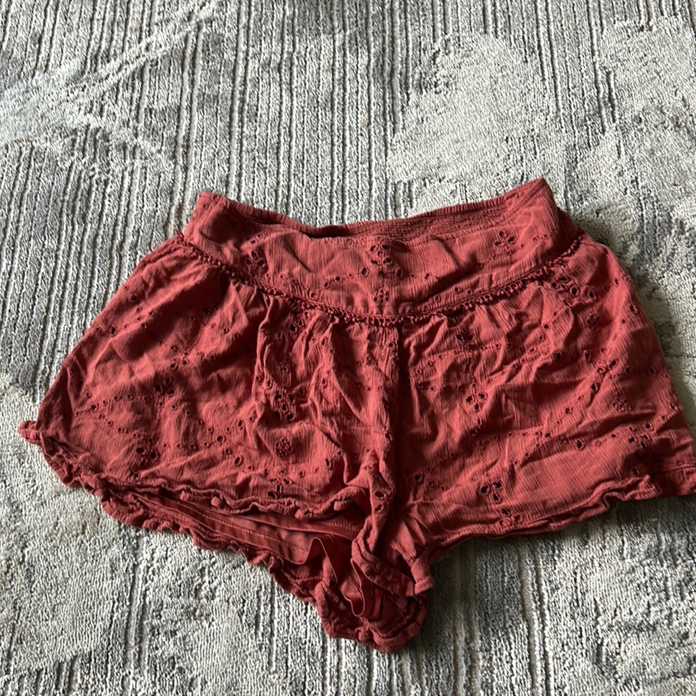 American eagle flowy shorts